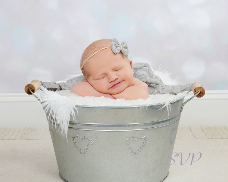 Newborn baby girl, newborn baby photographer