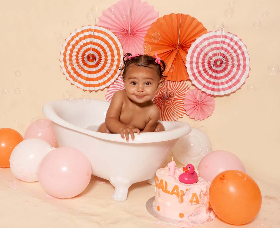 Cake smash photo shoot, cake smash, 1st birthday, cake smashing