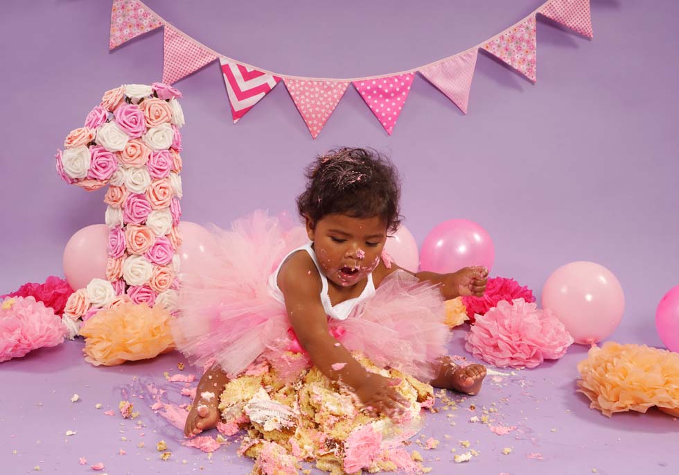 Cake smash photo shoot, cake smash, 1st birthday, cake smashing