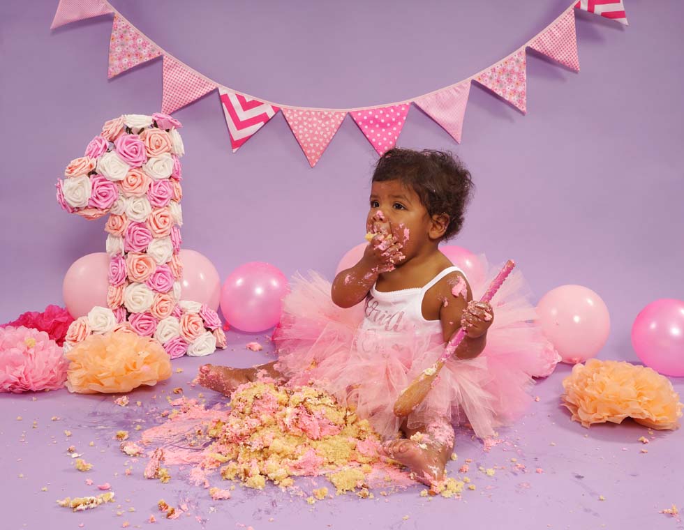 Cake smash photo shoot, cake smash, 1st birthday, cake smashing