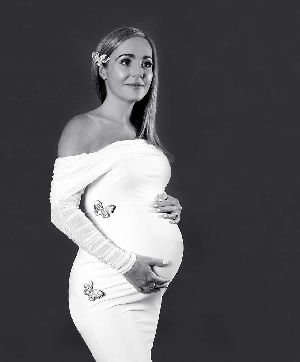 Pregnancy photoshoot, Maternity Photo shoot, Bump photo shoot,Pregnancy Photoshoot, Maternity photos, bump photos