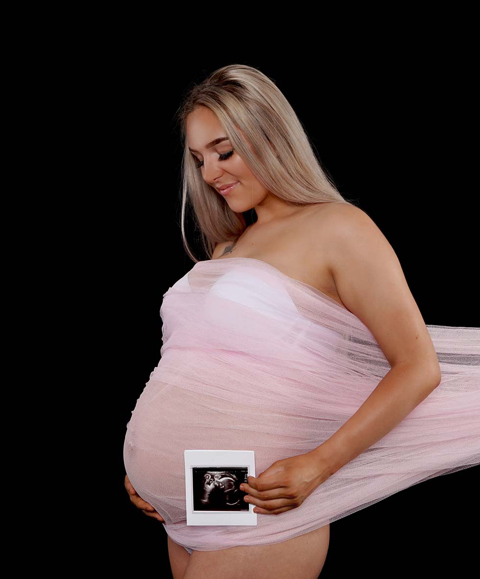 Pregnancy photoshoot, Maternity Photo shoot, Bump photo shoot,Pregnancy Photoshoot, Maternity photos, bump photos