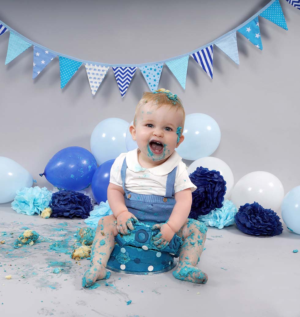 cake smash, cake smashing, 1st birthday, cake smash photoshoot, photo shoot