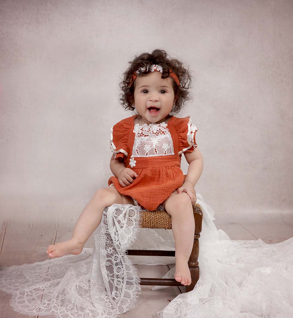 baby photo shoot, baby girl photos, baby photos, baby Photoshoot baby photographer, Vintage Baby Photo Shoot