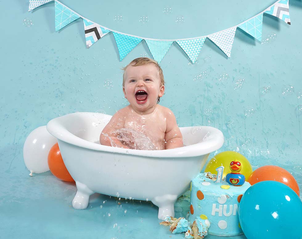 cake smash, cake smashing, 1st birthday, cake smash photoshoot, photo shoot