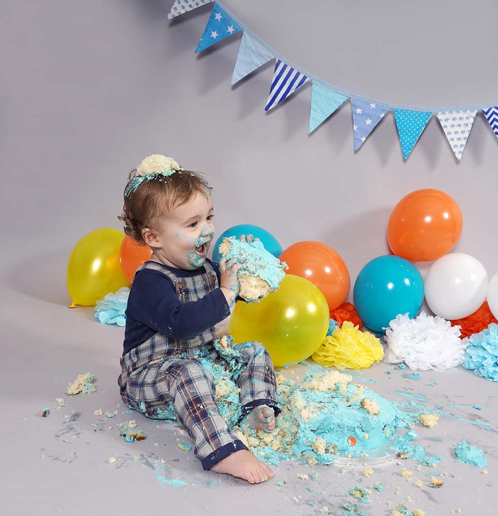 cake smash, cake smashing, 1st birthday, cake smash photoshoot, photo shoot