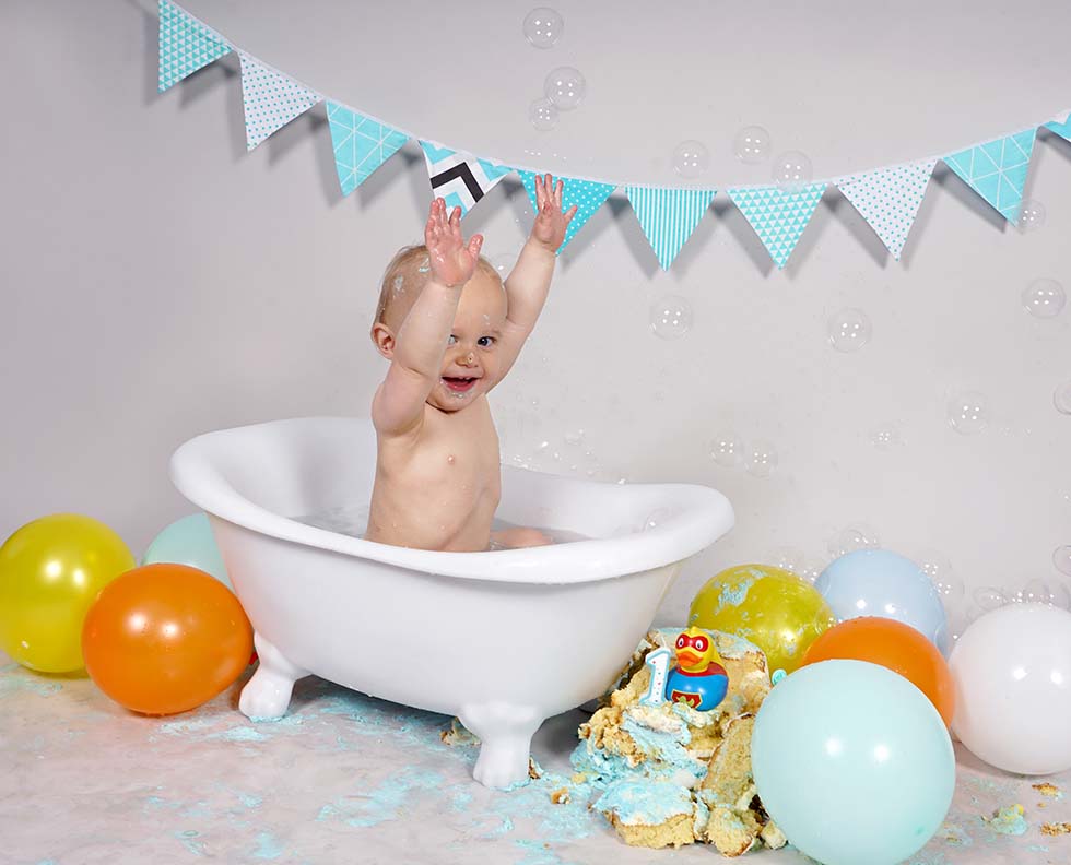 cake smash, cake smashing, 1st birthday, cake smash photoshoot, photo shoot