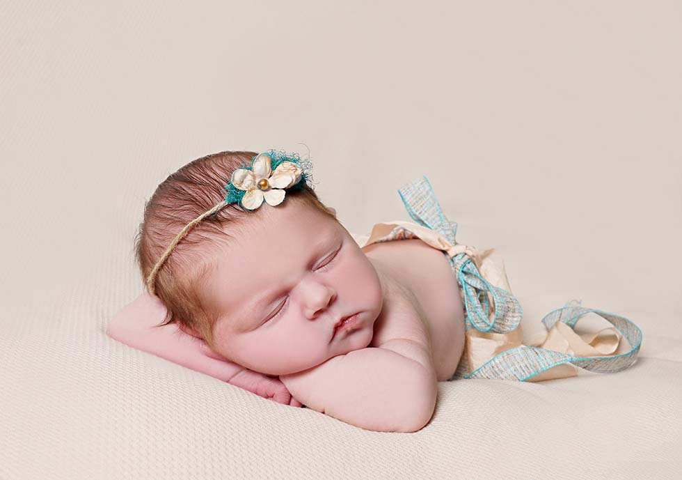 Newborn baby photoshoot, newborn photo shoot, newborn photos, newborn photographer, newborn photo session