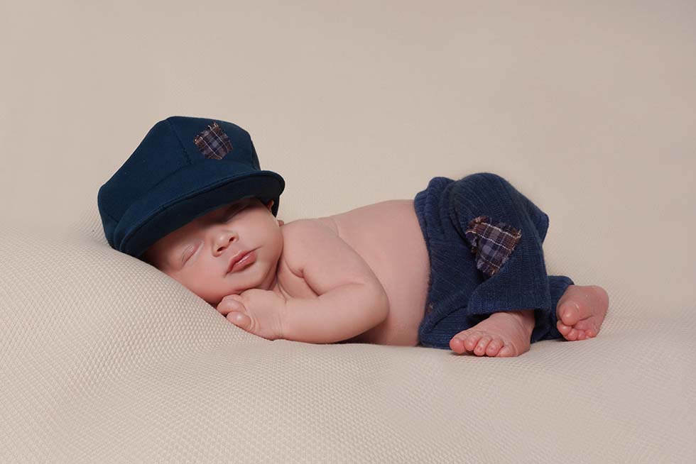 Newborn baby photoshoot, newborn photo shoot, newborn photos, newborn photographer, newborn photo session