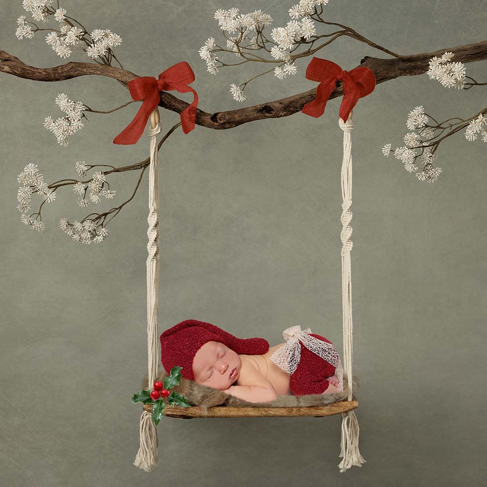 Newborn baby photoshoot, newborn photo shoot, newborn photos, newborn photographer, newborn photo session, christmas photoshoot, christmas pic, christmas image, christmas