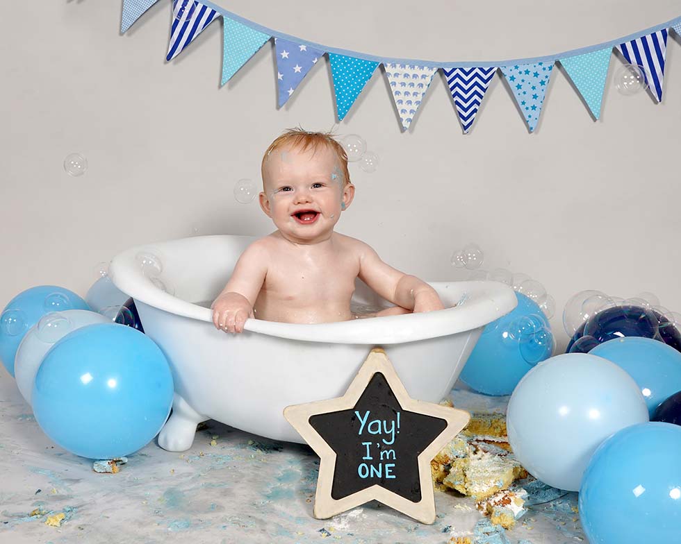 cake smash, cake smashing, 1st birthday, cake smash photoshoot, photo shoot