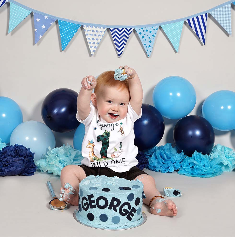 cake smash, cake smashing, 1st birthday, cake smash photoshoot, photo shoot