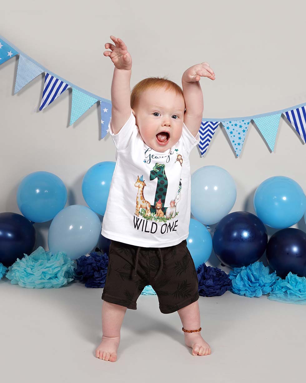 cake smash, cake smashing, 1st birthday, cake smash photoshoot, photo shoot