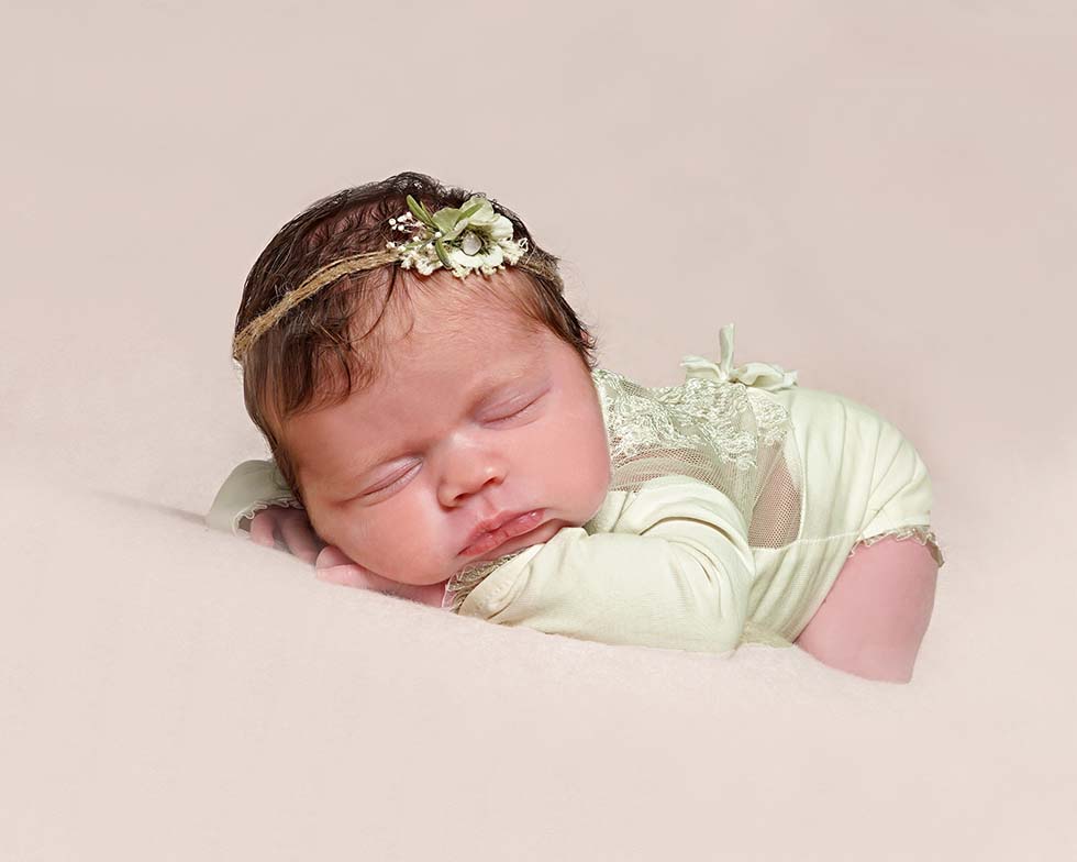 Newborn baby photoshoot, newborn photo shoot, newborn photos, newborn photographer, newborn photo session