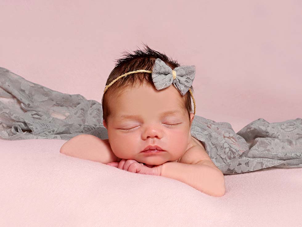 Tiny Violets Photography, ALI FINNewborn baby photoshoot, newborn photo shoot, newborn photos, newborn photographer, newborn photo session