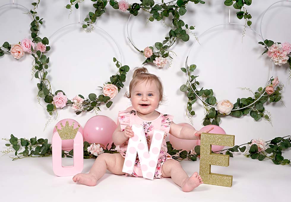 cake smash, cake smashing, 1st birthday, cake smash photoshoot, photo shoot