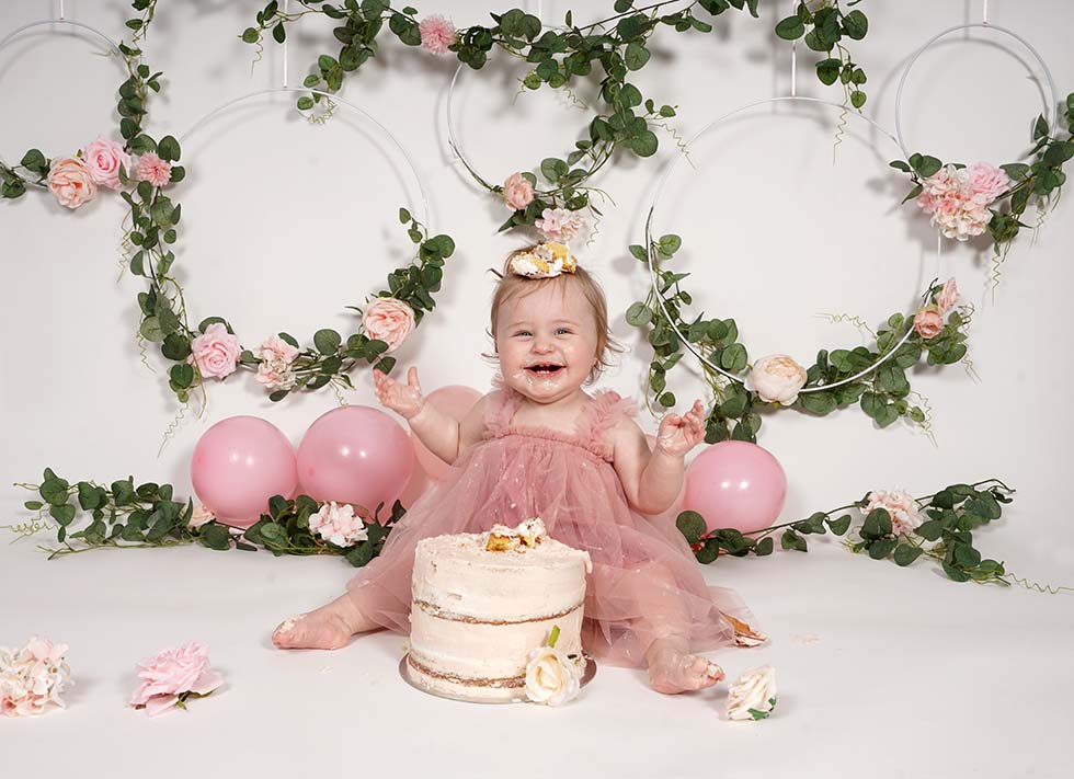 cake smash, cake smashing, 1st birthday, cake smash photoshoot, photo shoot