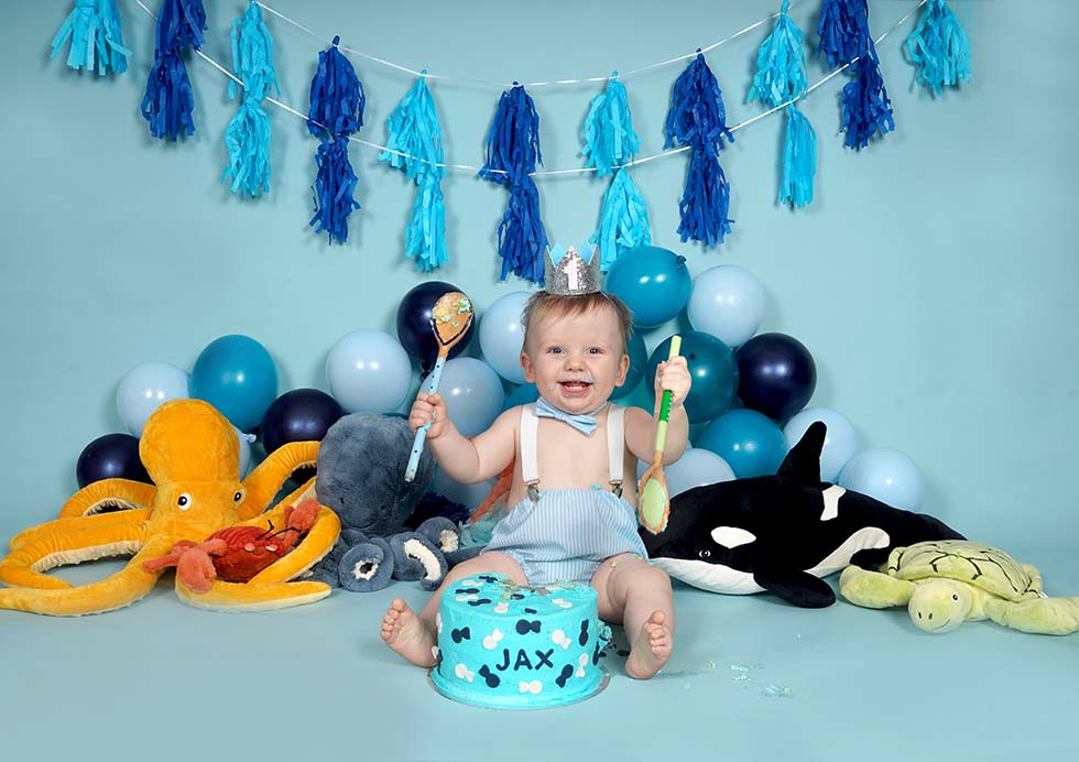 cake smash, cake smashing, 1st birthday, cake smash photoshoot, photo shoot