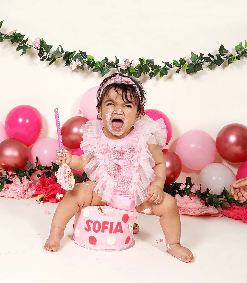 cake smash, cake smashing, 1st birthday, cake smash photoshoot, photo shoot